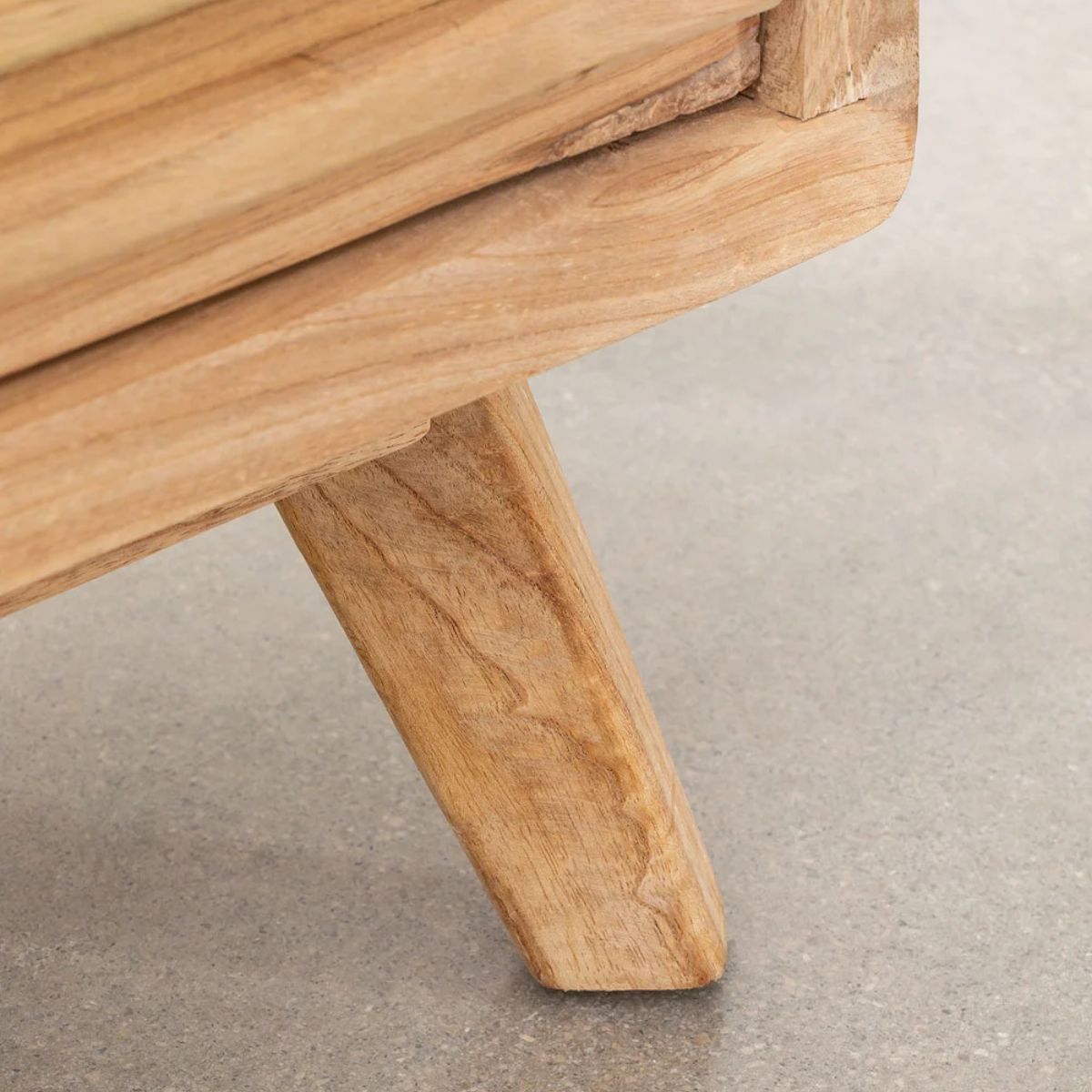 Commode SKLUM en bois Deleyna