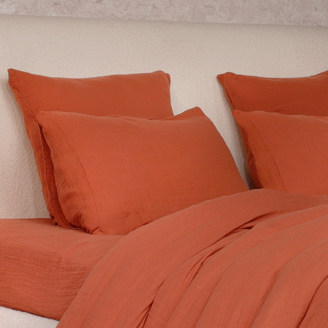 Parure de lit 2 places Bâton Rouge en double gaze de coton