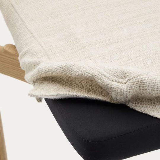 Lot de 6 chaises Alocs KAVE HOME tissu chenille beige déhoussable bois de chêne finition naturelle