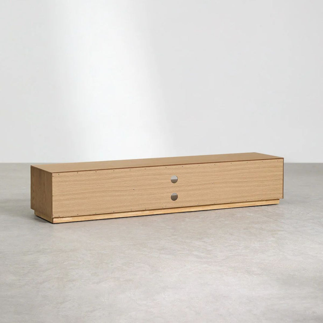 Meuble TV SKLUM 180 x 40 cm en MDF et placage chêne Burundi