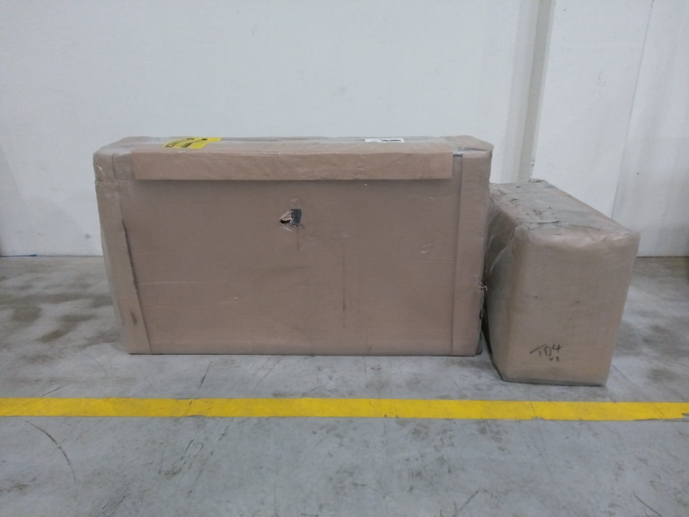 Canapé BEST MOBILIER Topaze 2 placesen velours côtelé beige