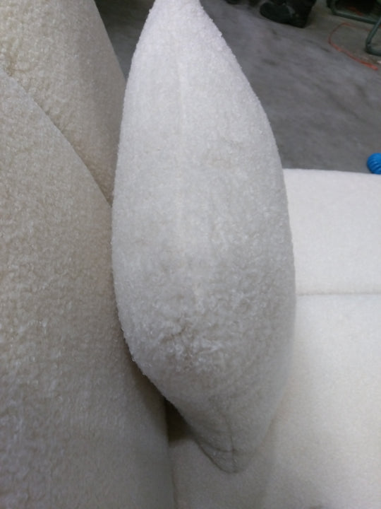 Canapé d'angle droit tissu bouclette beige LAURA-Casanova Paris
