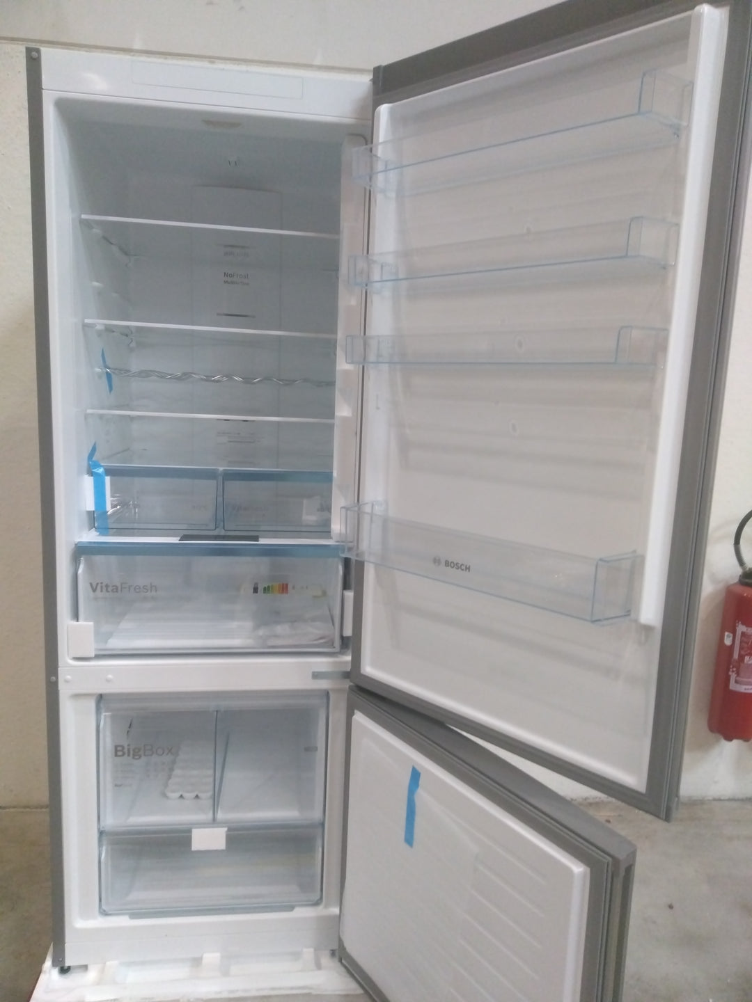Réfrigérateur combiné BOSCH NoFrost inox KGN56XLEB