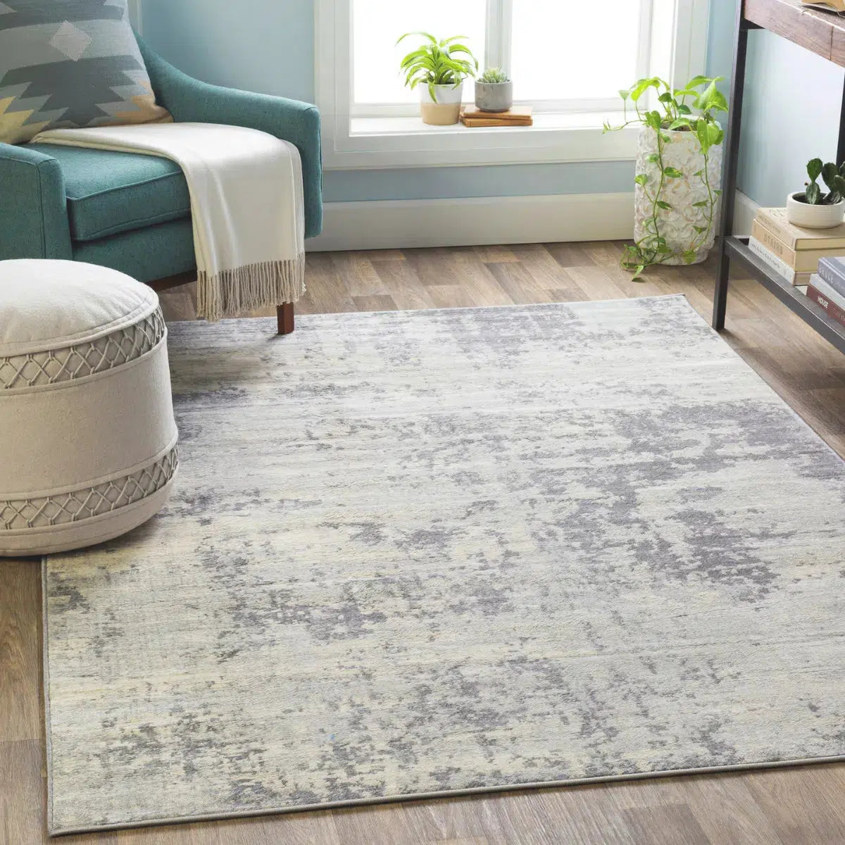 Tapis SURYA Victoire moderne, motif abstrait effet patiné gris argenté et ivoire