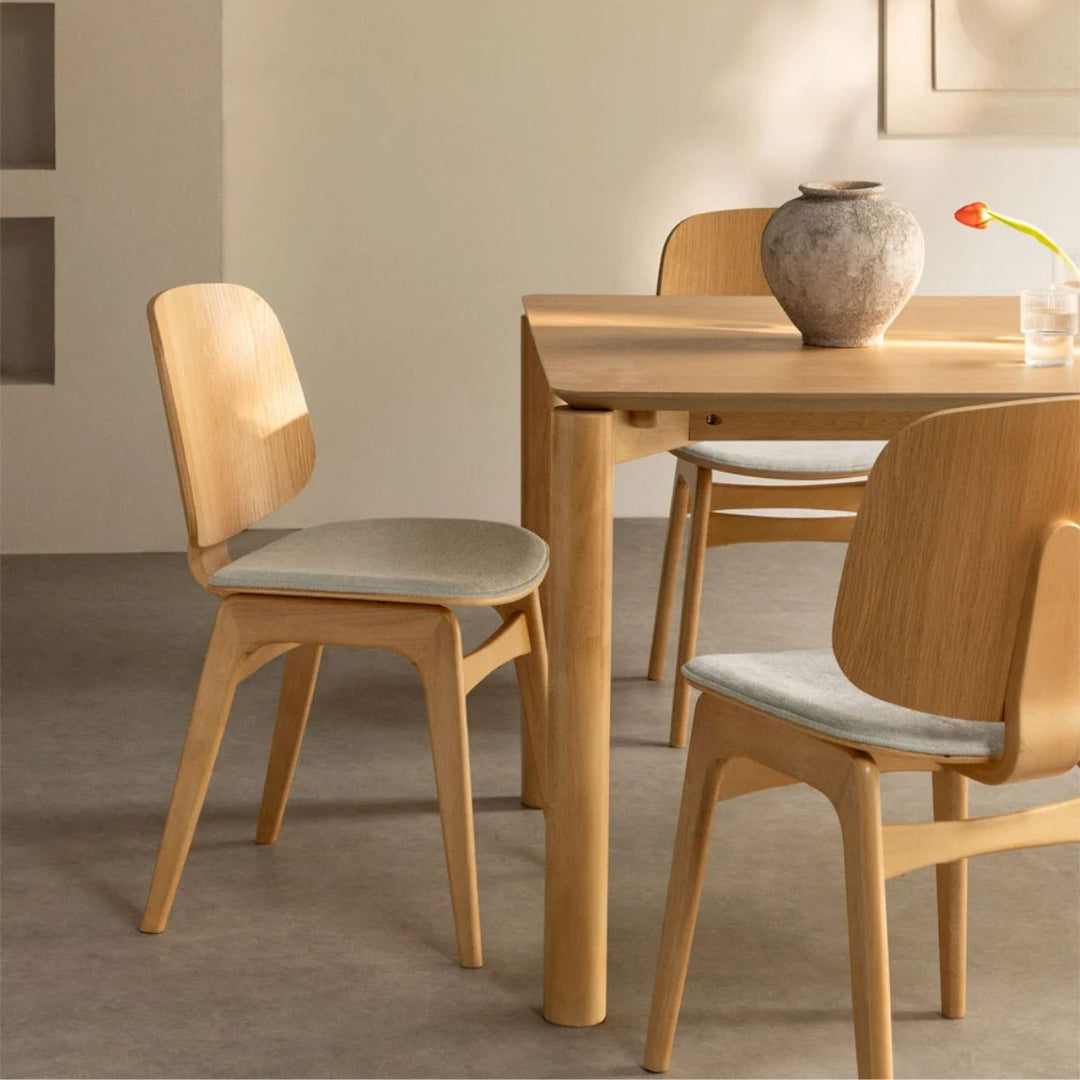 Lot de 2 chaises SKLUM de salle à manger en bois et rembourrée Canada
