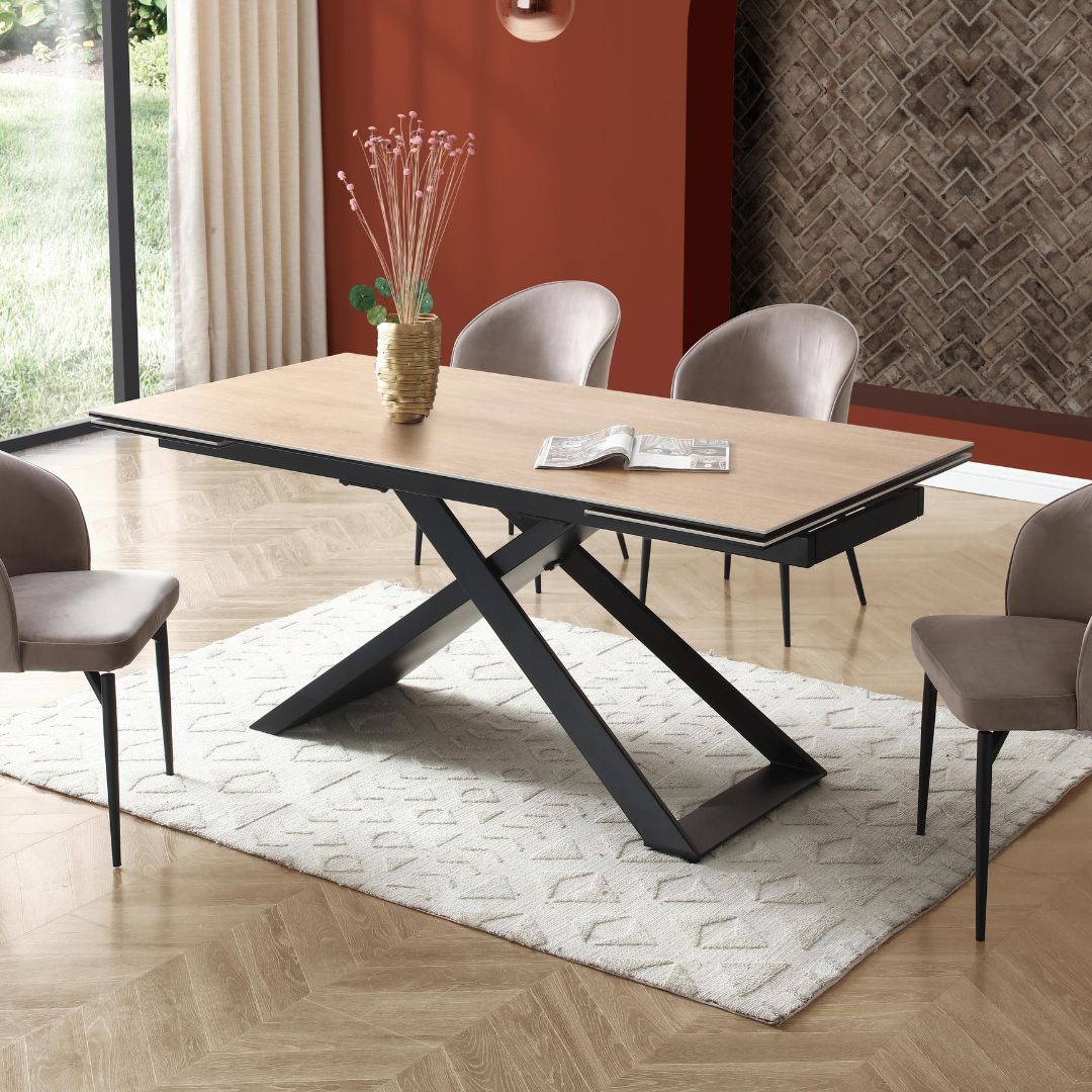 Table à manger extensible Vente Unique  6 à 10 personnes en céramique, verre trempé et métal - Naturel clair et Noir - XERENA de Maison Céphy