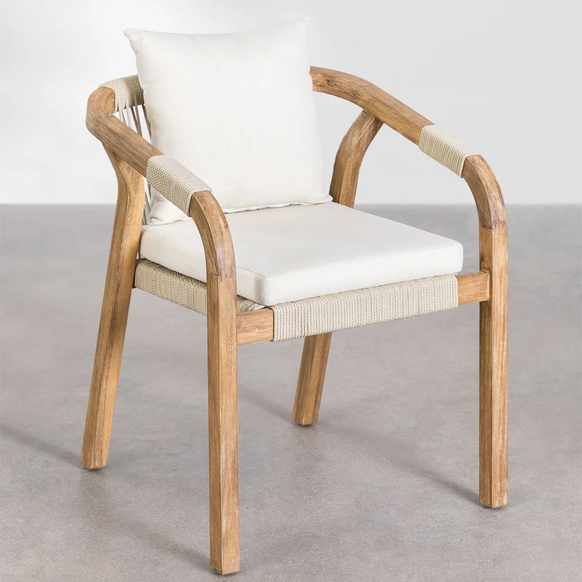 Lot de 2 Chaises SKLUM de Jardin avec Accoudoirs en Bois d'Acacia Dubaï