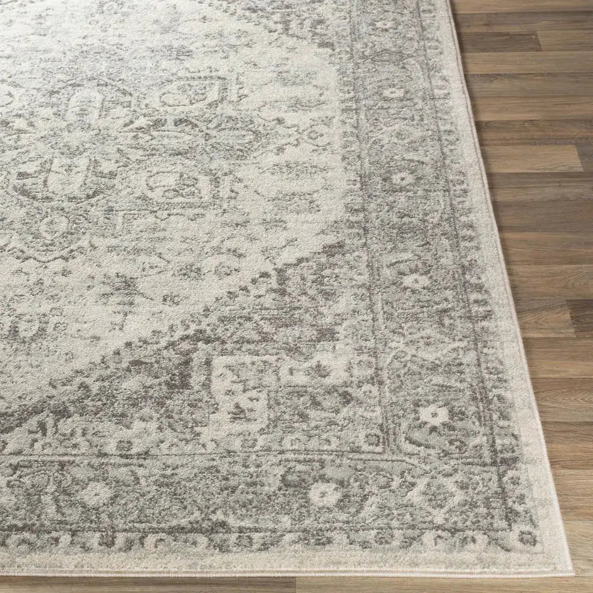 Tapis SURYA Farah vintage oriental, médaillon délavé gris et blanc cassé, vue 3