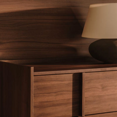 Kave Home- Commode Onix 3 tiroirs en placage de noyer finition foncée 100 x 78 cm