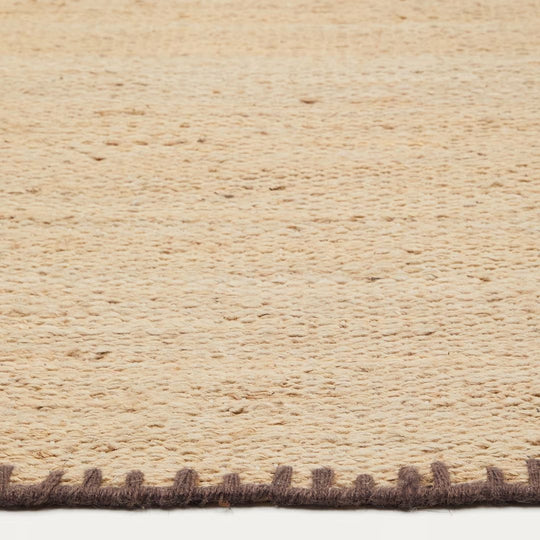 Kave Home- Tapis Sorina en jute naturel avec bordure marron 200 x 300 cm