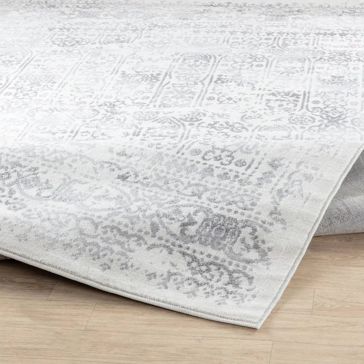 Tapis SURYA Vicky oriental, motif médaillon effet usé gris clair et ivoire, vue 4