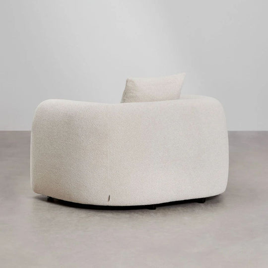 Fauteuil SKLUM Coco en tissu chenille epais blanc