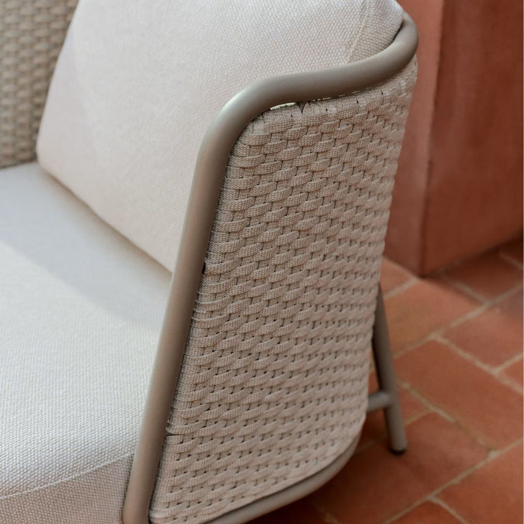 Fauteuil d’extérieur Sedalis en aluminium et corde taupe Kave Home