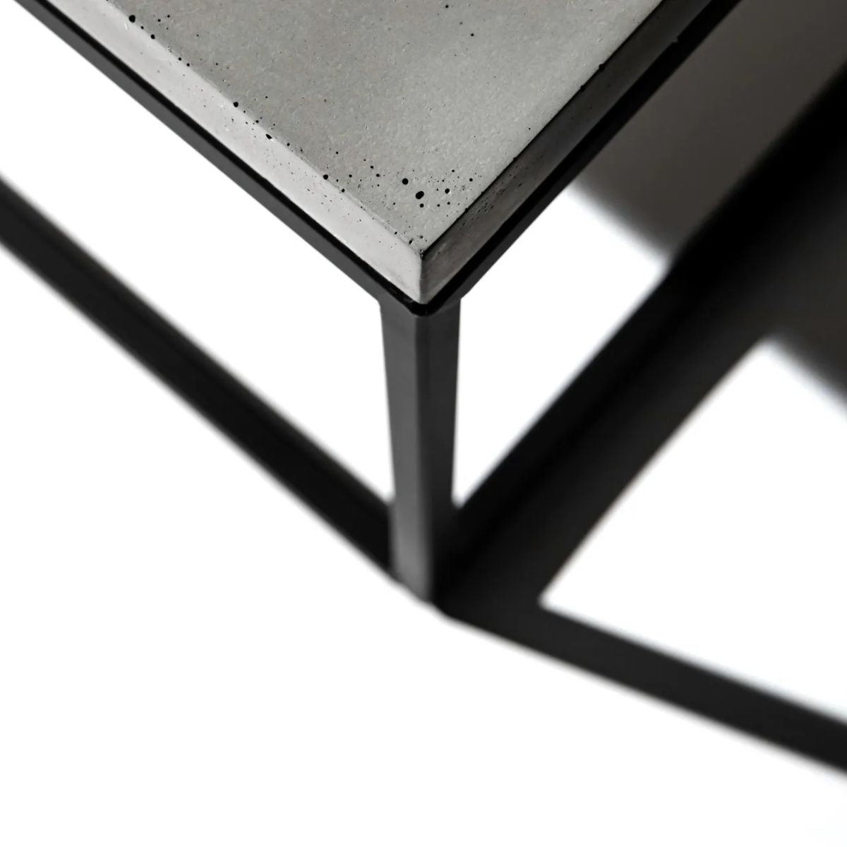 Table basse design en béton
