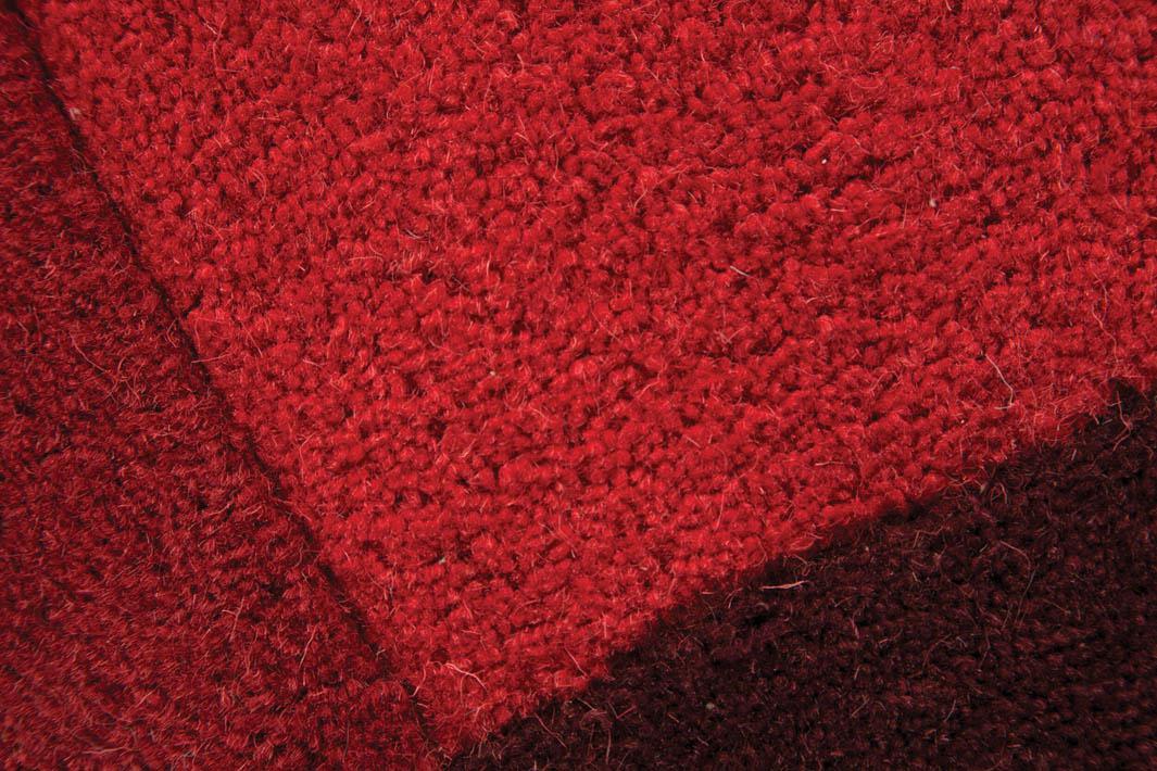 Tapis en laine graphique rouge 150x240cm