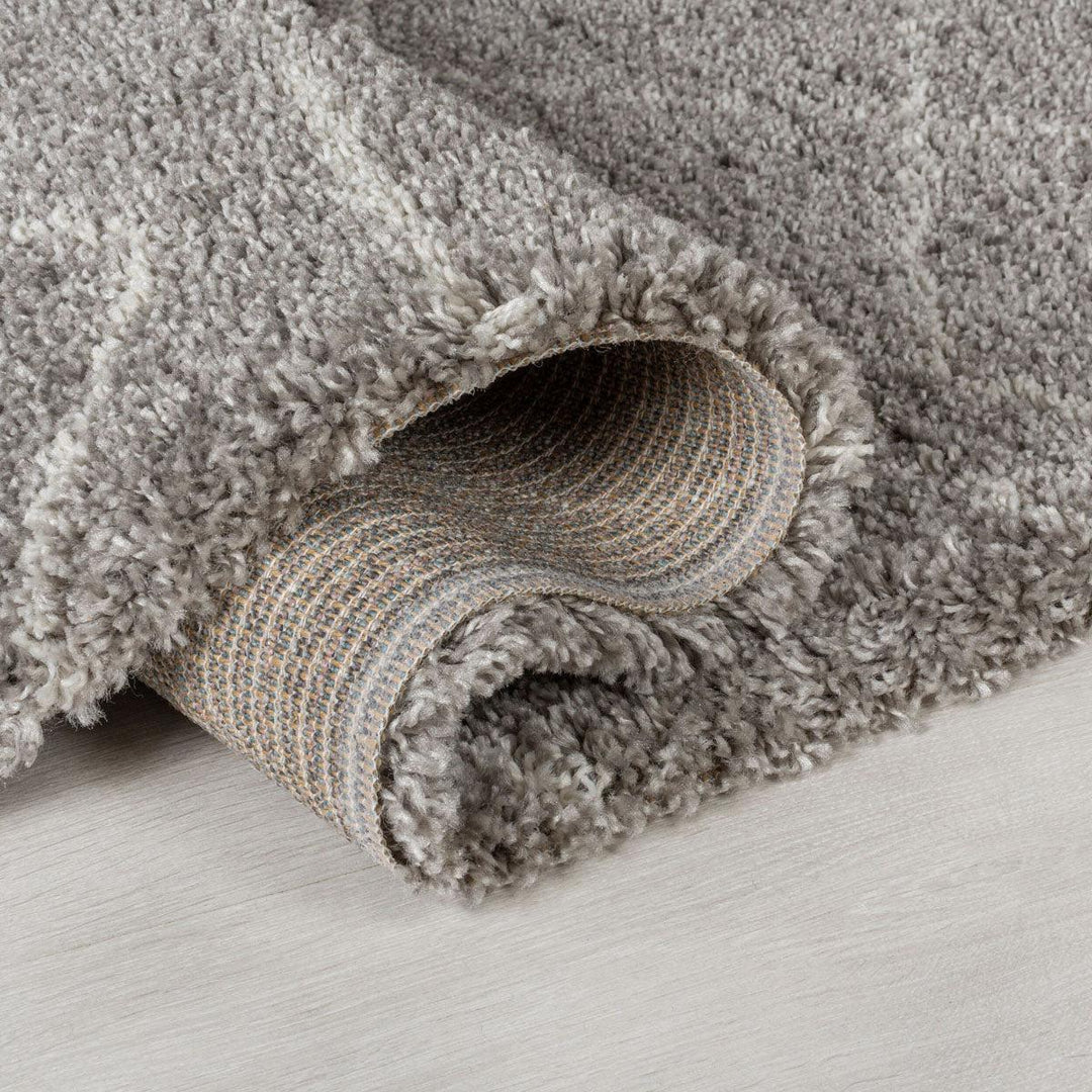 zoom-tapis-shaggy-gris