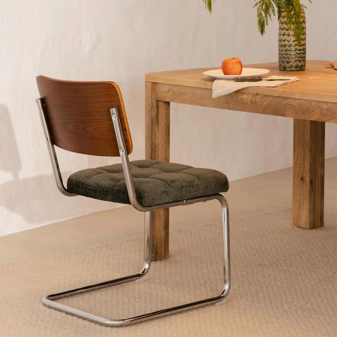 Lot de 4 chaises THE MASIE en Bois et Tissu Cuba