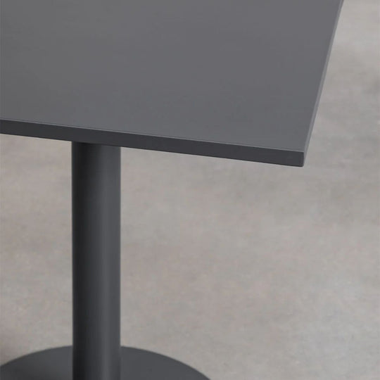 Table de Jardin carré SKLUM Mizzi 70x70cm Gris Graphite