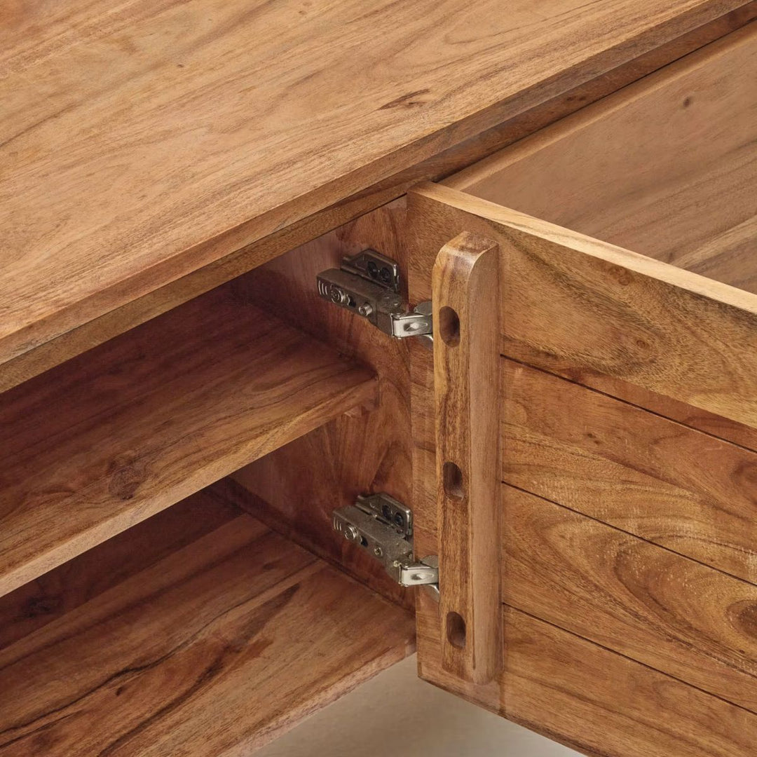 Meuble TV Kave Home Uxue 3 portes en bois d'acacia finition naturelle 150 x 58 cm