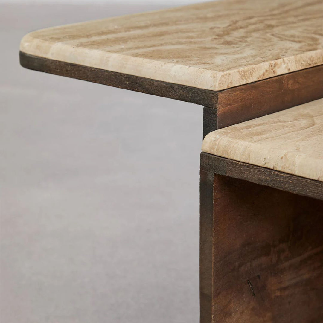 Table basse SKLUM Clotsh 90x90 cm en pierre naturelle et bois de manguier