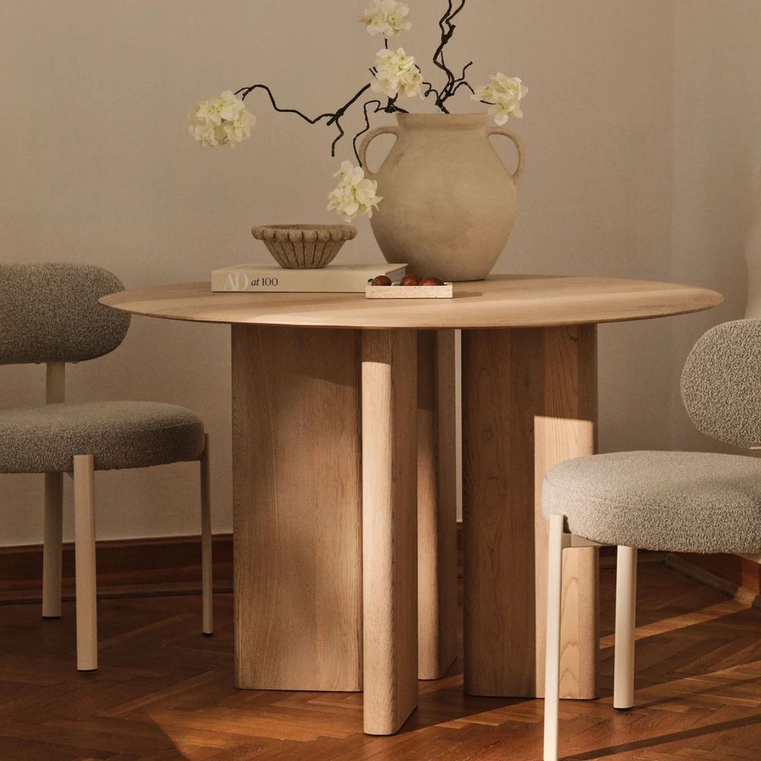 Table à manger MICADONI ronde AGGIE en chêne massif 120 cm