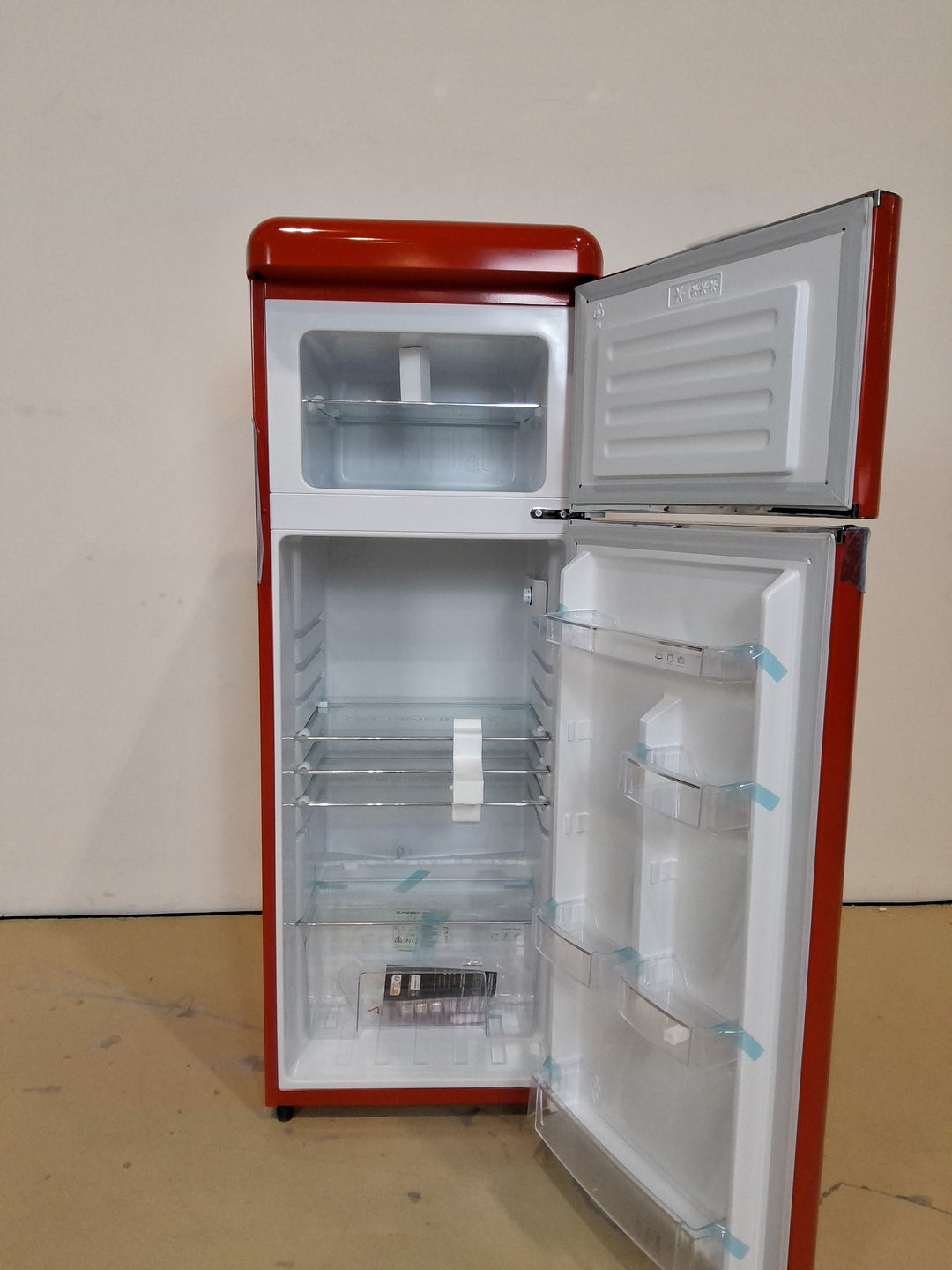 Réfrigérateur combiné SCHNEIDER SCDD208VR 211L rouge