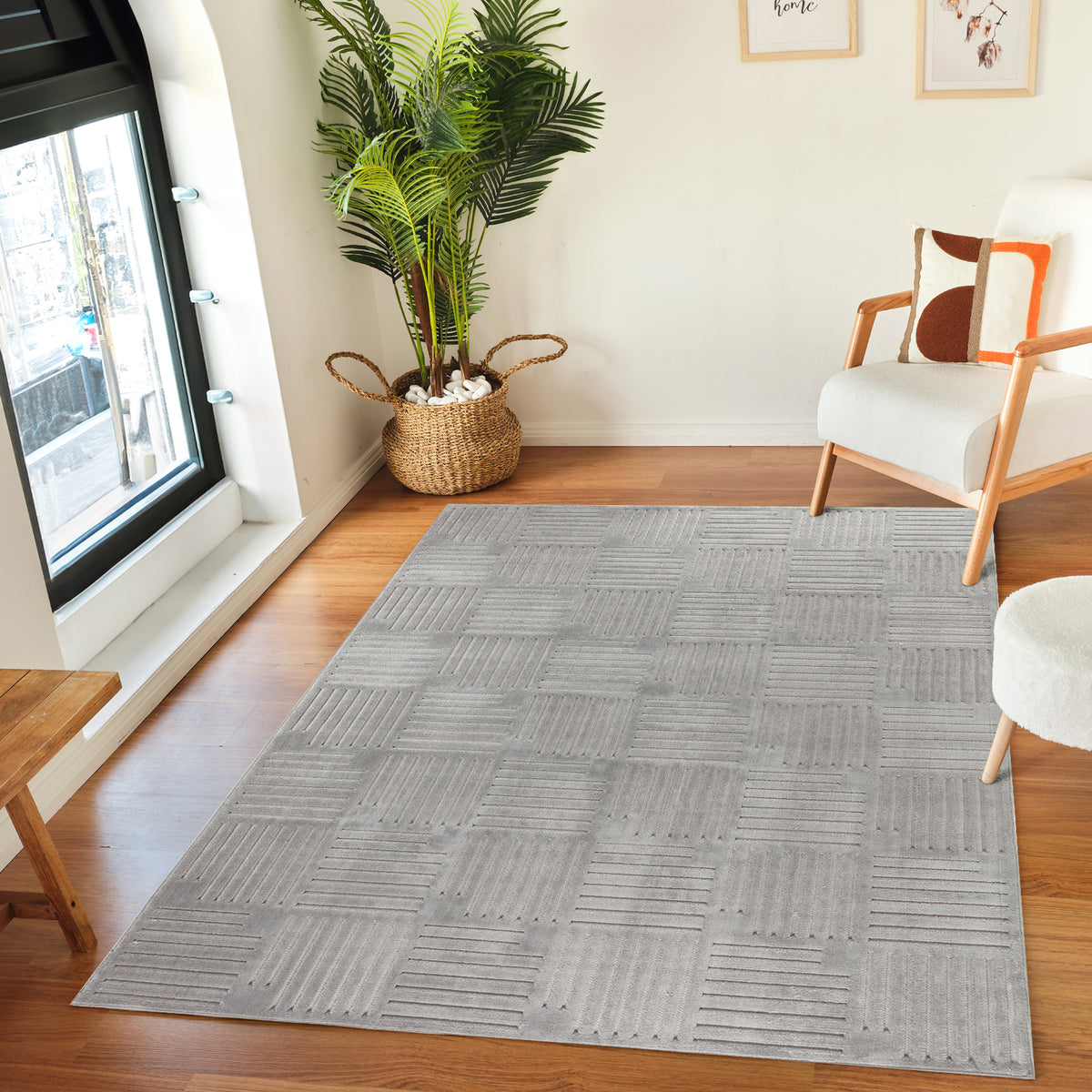 Tapis SURYA Curico scandinave, motif carrés striés en relief, gris, vue 10