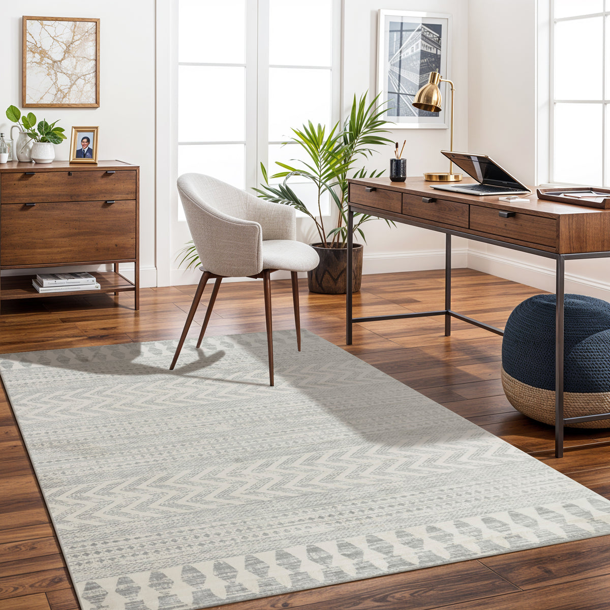 Tapis SURYA Mykonos scandinave bohème, motif frises berbères grises sur fond blanc cassé, vue 12
