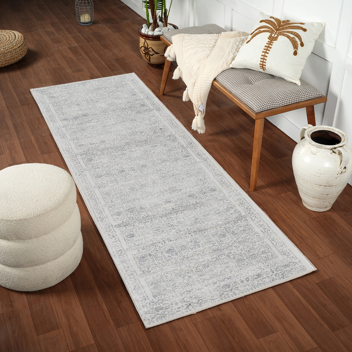 Tapis de couloir SURYA Ottawa vintage, motif oriental délavé gris et ivoire