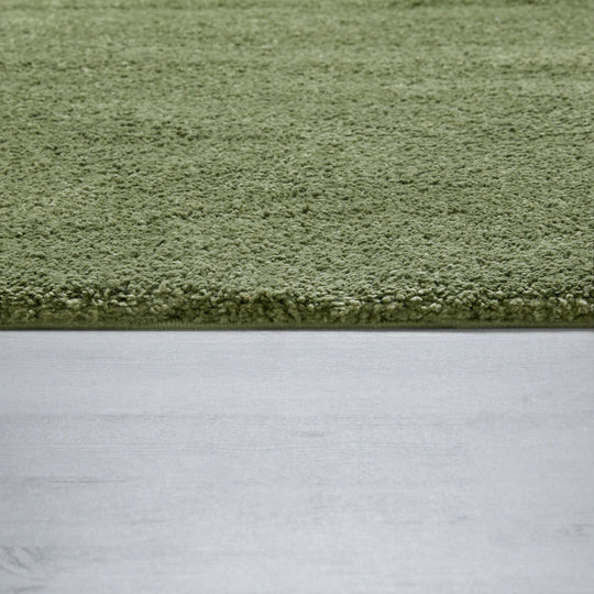 Tapis shaggy vert olive