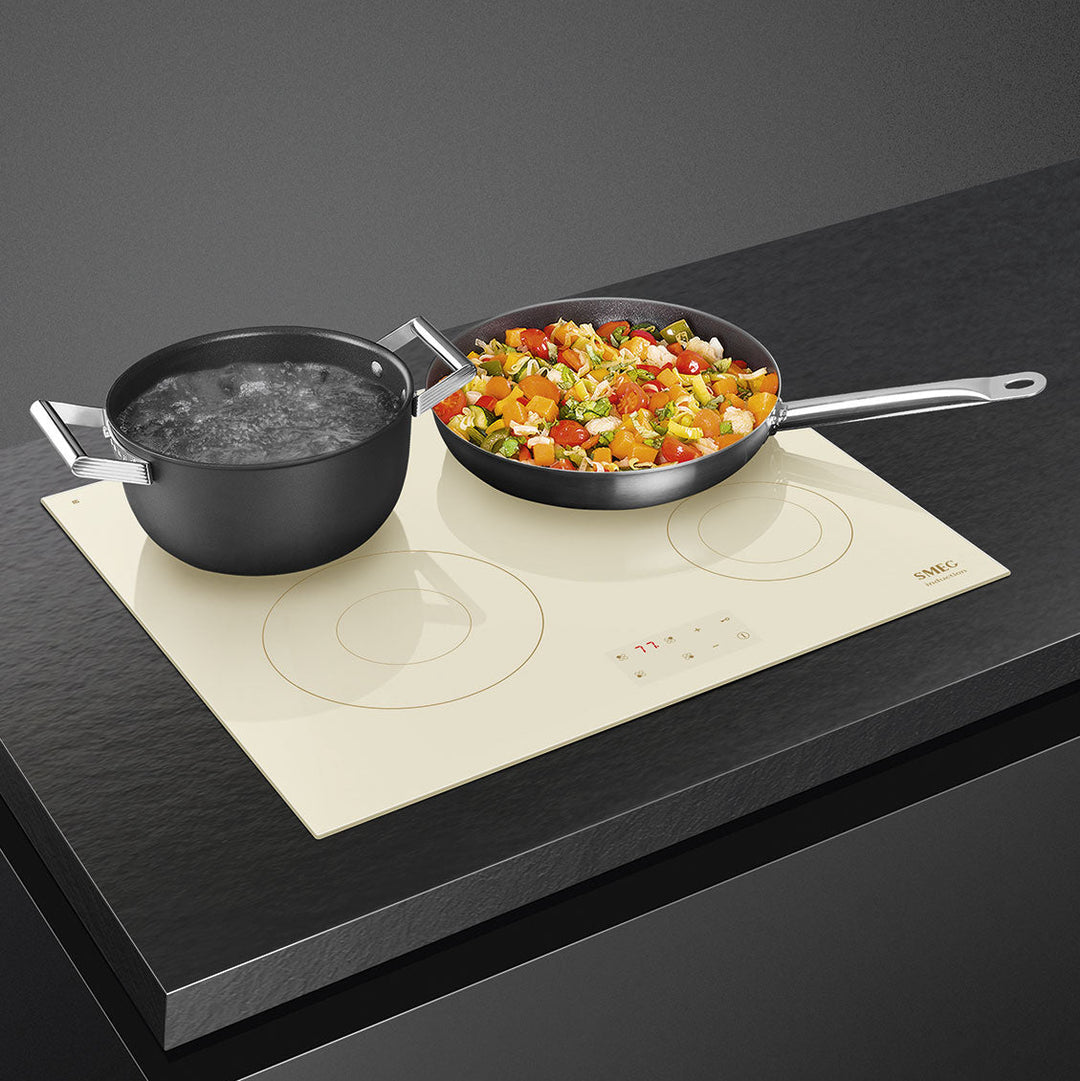 Plaque de cuisson à induction 4 foyers SMEG SI2641DP 60 cm Crème