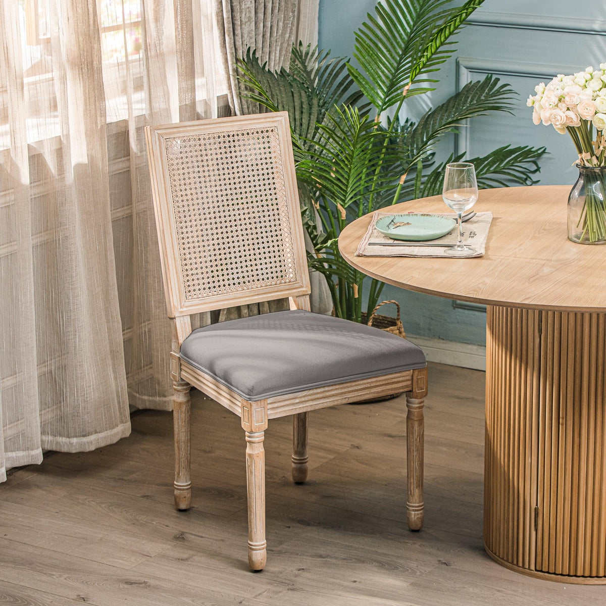 Lot de 2 chaises en bois et cannage avec assise en tissu gris fonce