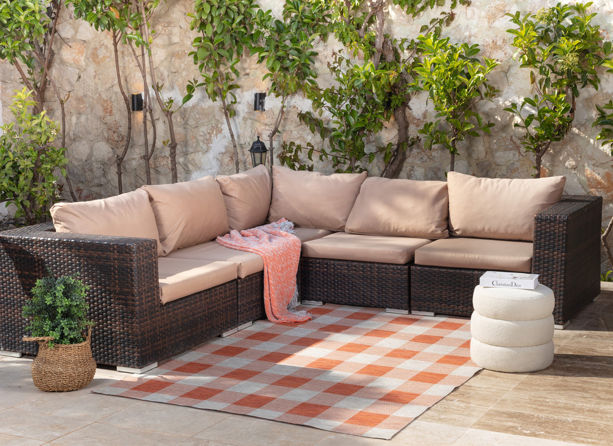 Tapis SURYA Goris extérieur rétro, motif carreaux vichy orange et beige, vue 9