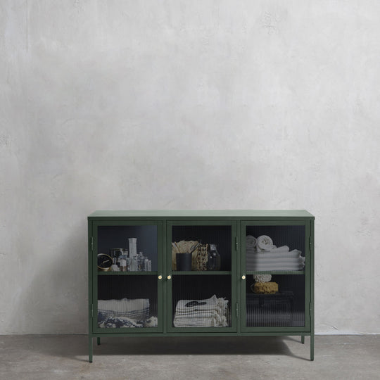 Buffet DRAWER Bjorn 3 portes en verre strié et métal Vert foncé