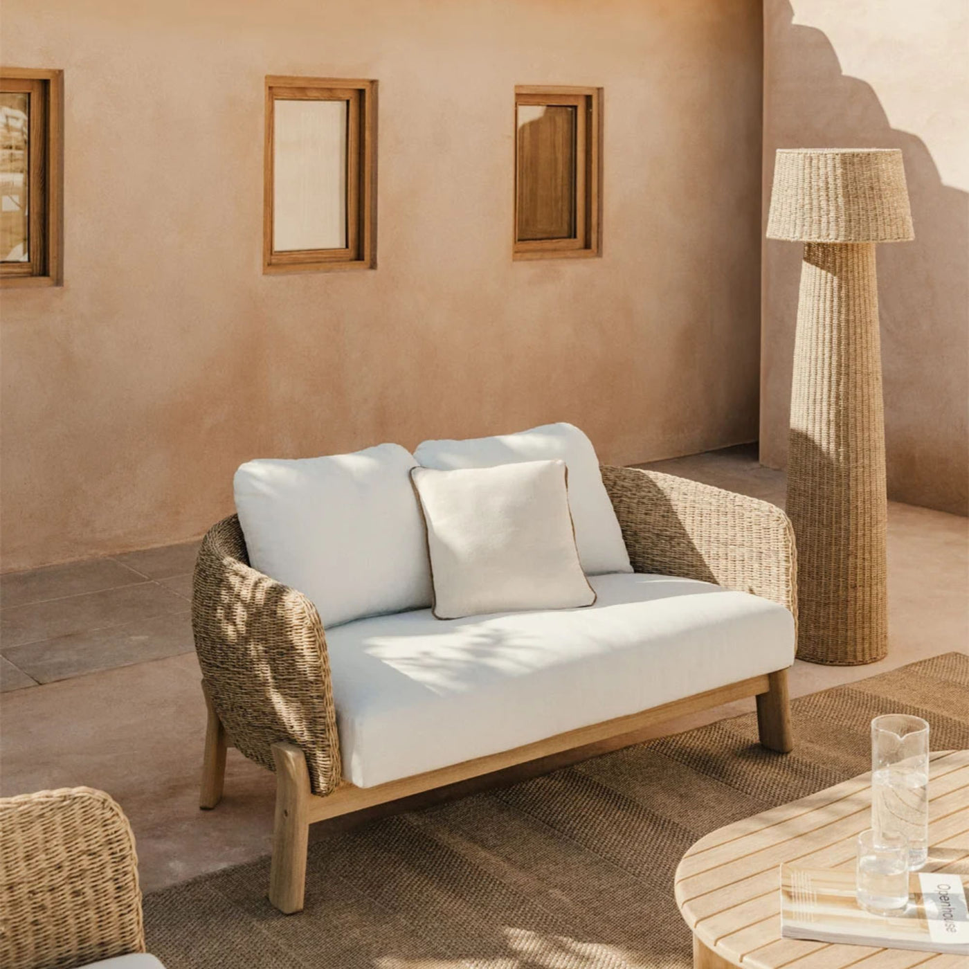 Canapé de jardin 2 places SKLUM Leilan en bois d'acacia et rotin synthétique