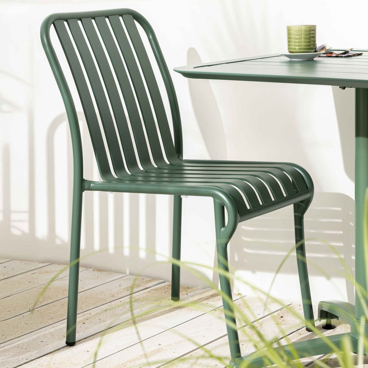Chaise de jardin Oviala en metal FARO