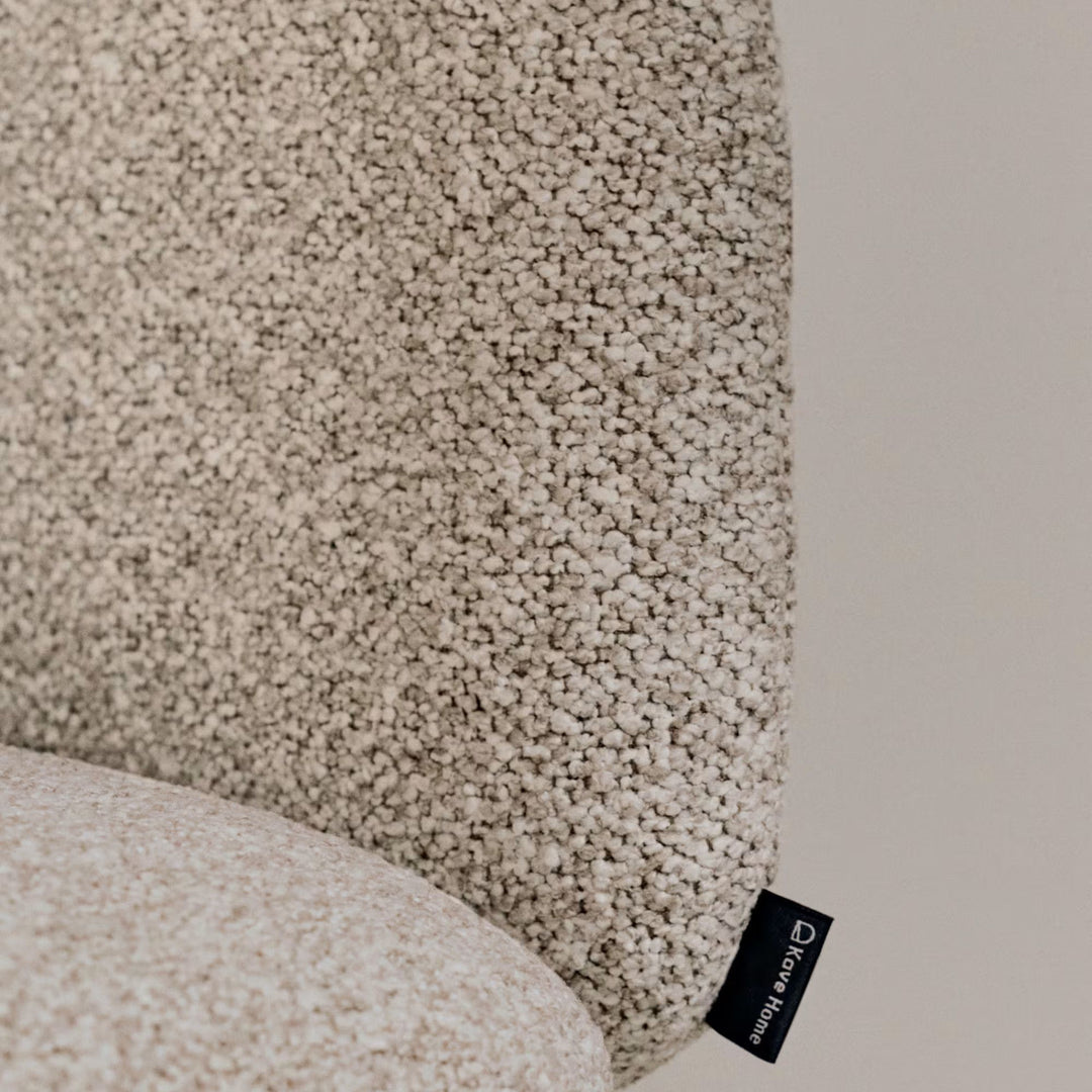 Lot de 2 Chaises KAVE HOME Idaira en tissu chenille épais et pieds en acier beige FSC Mix Credit