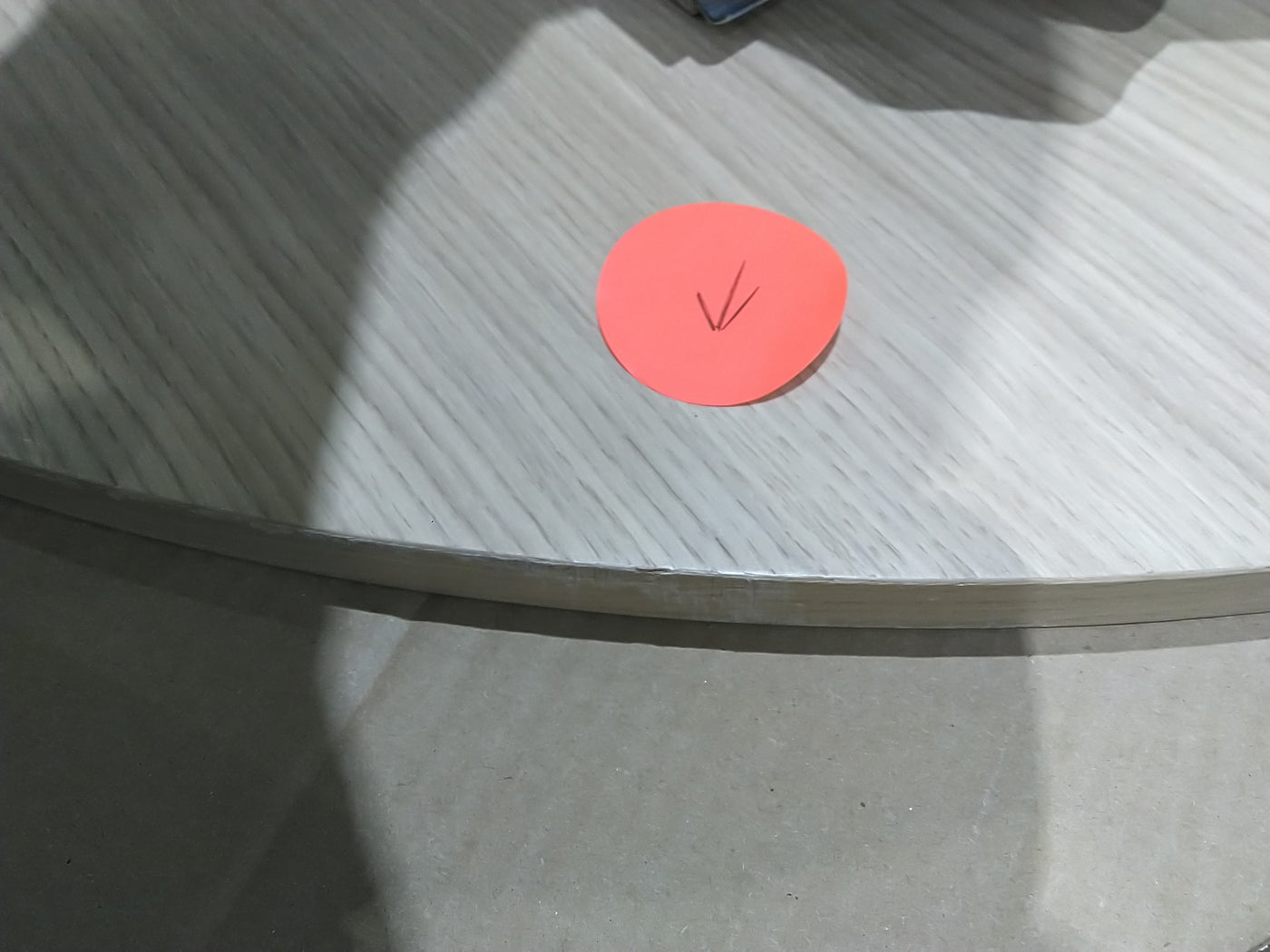 TOSCANA Table à manger extensible 4 à 6 personnes en bois ø120