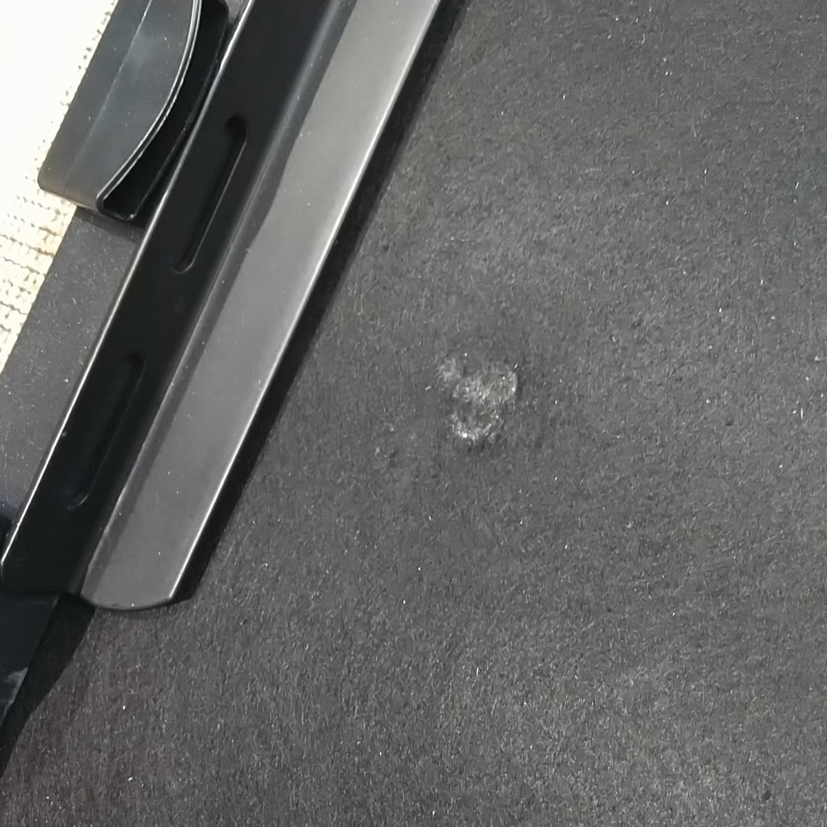 Lit coffre DRAWER Acara matelassé  avec tête de lit en tissu beige chiné 160x200 cm