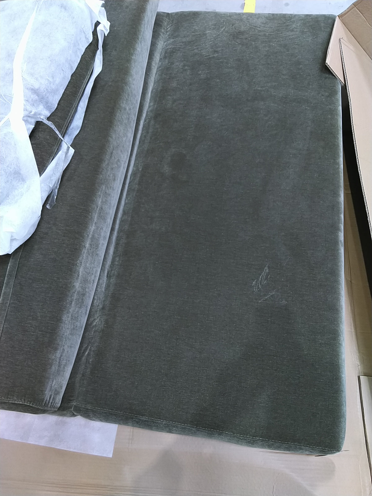 Canapé convertible DRAWER Monica 2 places en velours Vert Kaki