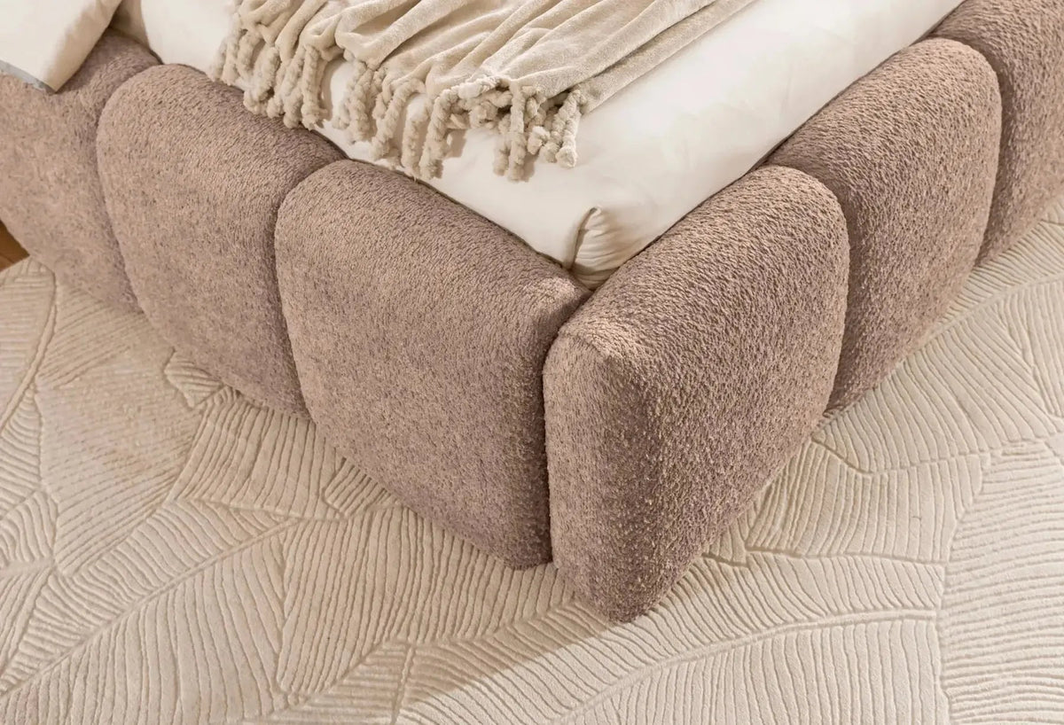 Lit coffre CASANOVA Elise en tissu bouclette rose 140x200cm — photo produit