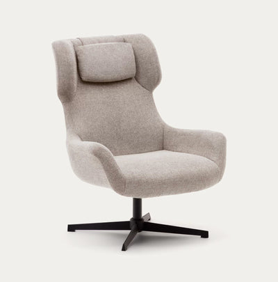 Fauteuil pivotant KAVE HOME avec accoudoirs Zalina en chenille beige et acier avec finition noire