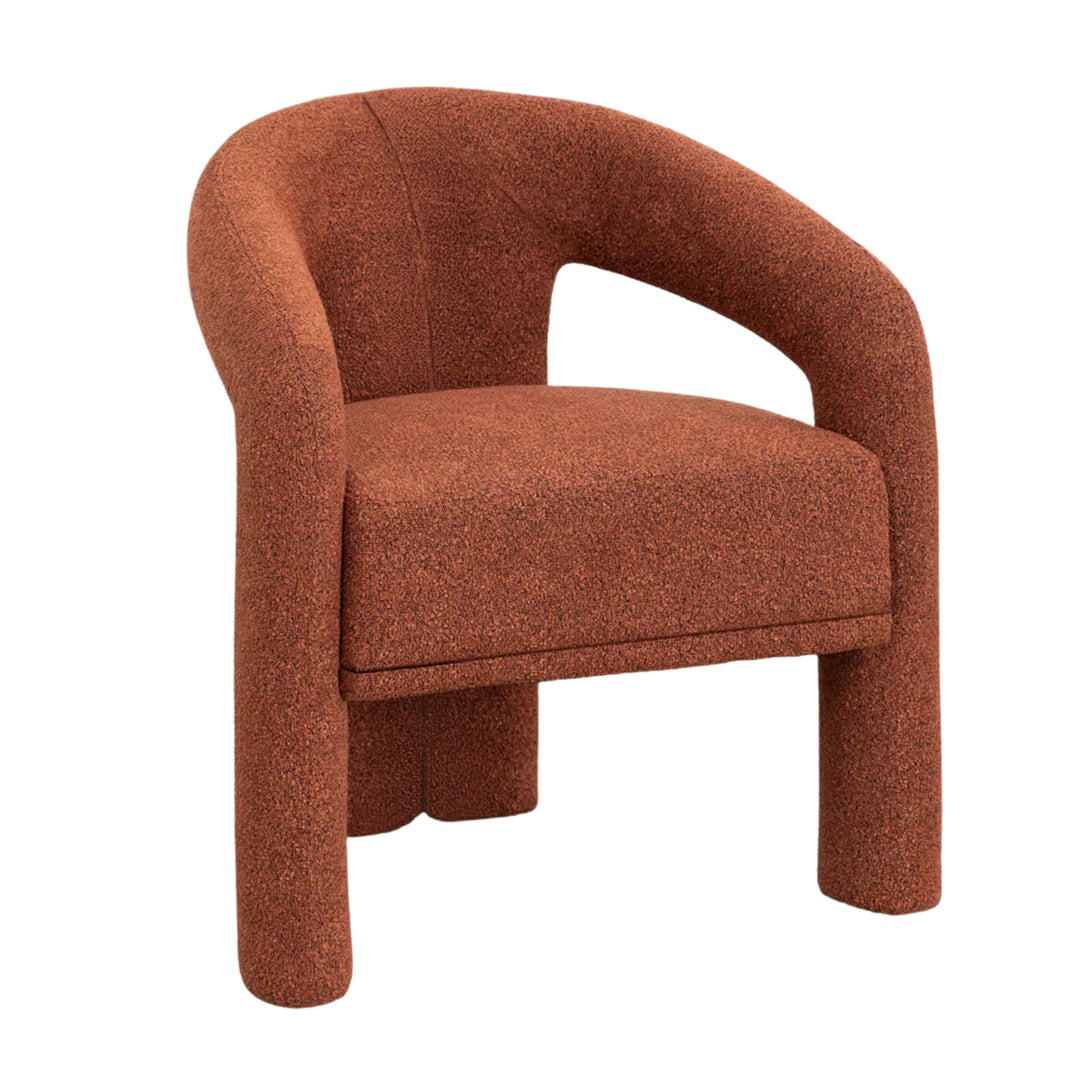 Fauteuil rembourré SKLUM Greca en tissu bouclé terracotta