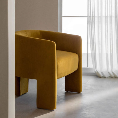 Fauteuil SKLUM Xastru en velours Moutarde