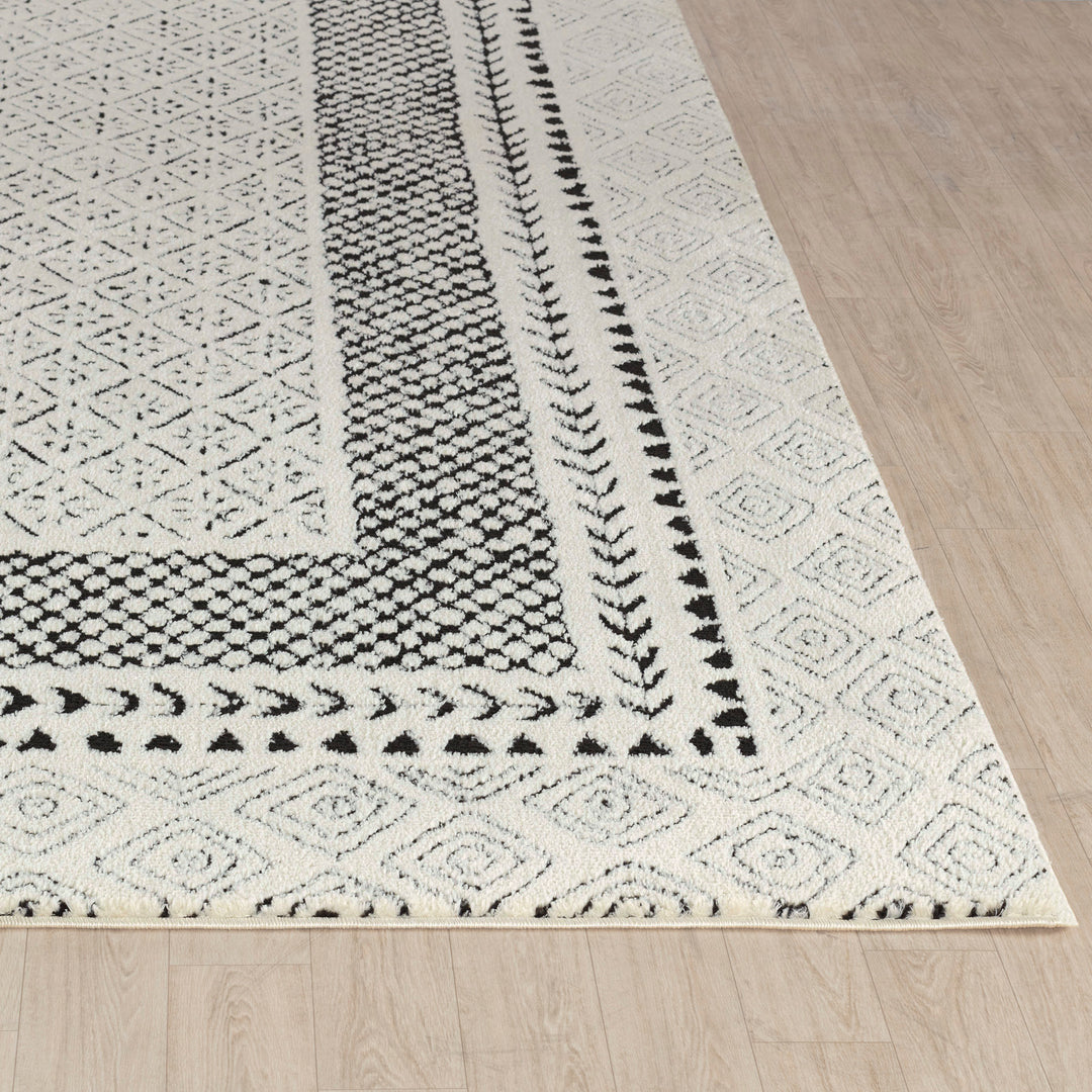 Tapis Scandinave Bohème Ivoire/Noir Monaco