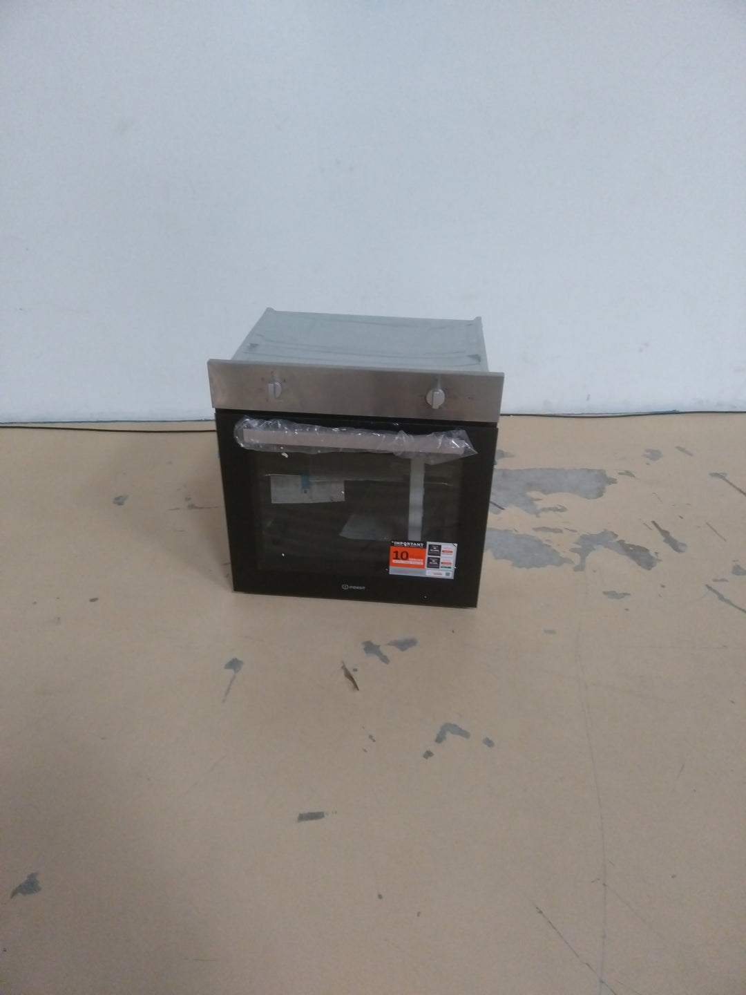 Four encastrable INDESIT IO258CX Catalyse 71L