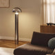 Lampadaire rétro WESTWING Walter gris chrome brillant