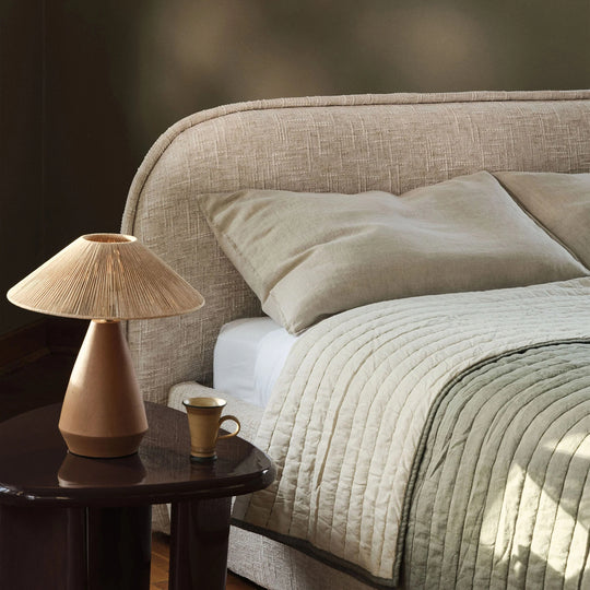 Lit MICADONI Murada 180x200cm en tissu chenille beige clair