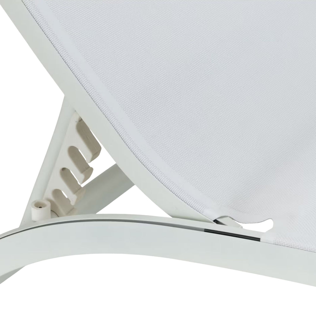 Lot de 2 bains de soleil ALINEA Tapenade en aluminium et textilène blanc
