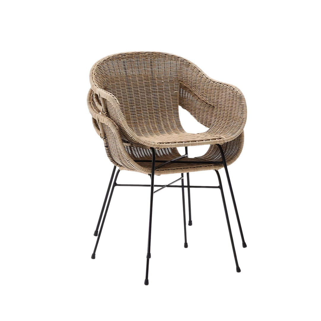 Lot de 2 chaises KAVE HOME Eltiera empilable en rotin synthétique avec structure en acier Noir